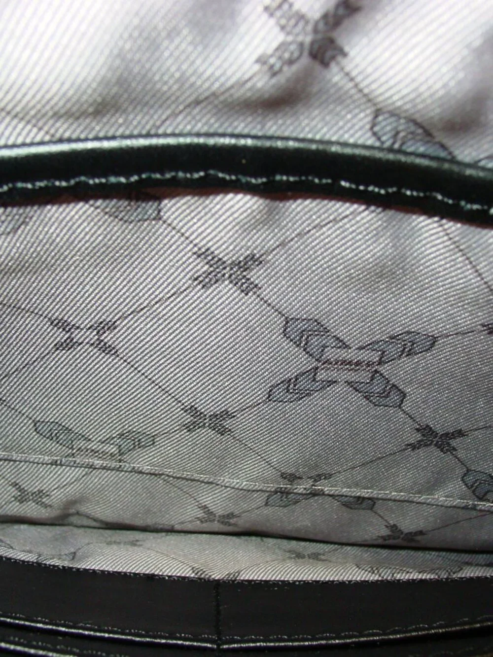 AIMEE KESTENBERG Sicily $128 Black Leather Zip Organizer Clutch Pouch - Picture 7 of 8